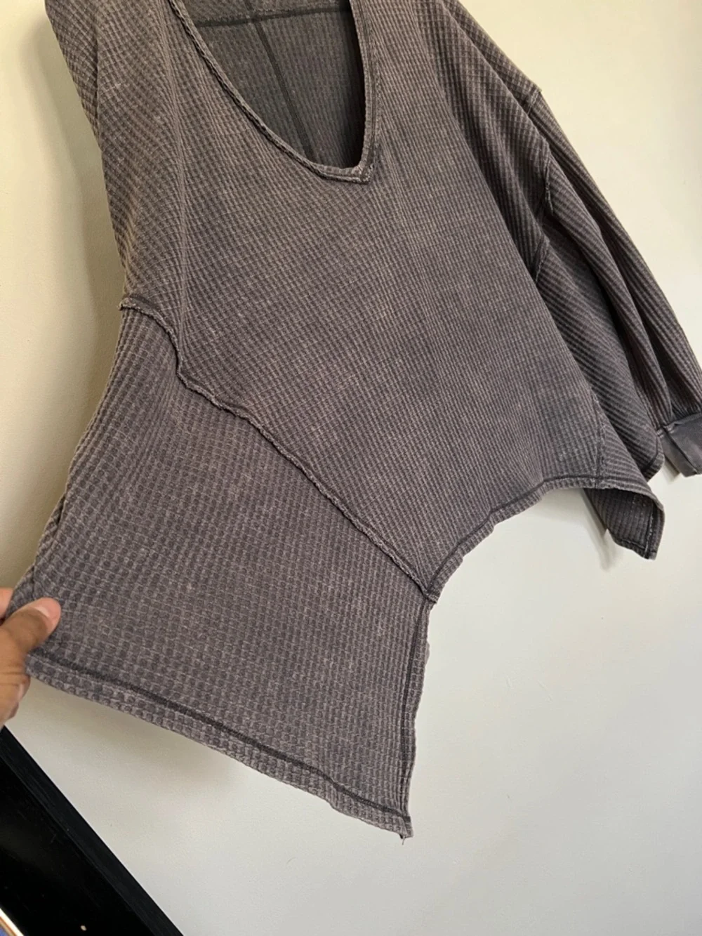 We The Free Washed Gray V-Neck Waffle Knit Pullover - Picture 5 of 7